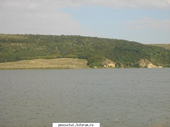septembrie bacau seara jurul orei incantati mai mult sederea impreuna malul unei ape decat capturi