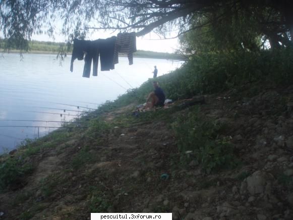 Amical intre forumisti - mergeeeeeeem.cind plecam?stiu un loc care - CONCURSURI SI COMPETITII PENTRU PESCARI
