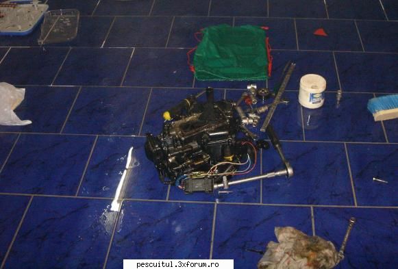 Barci si motoare - Aseara , cu ajutorul unui prieten , am schimbat - DISCUTII DIVERSE DESPRE PESCUIT