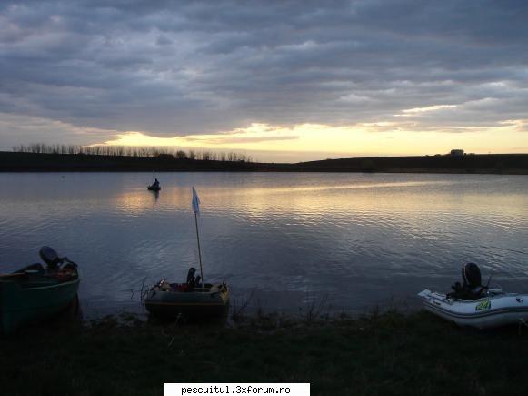 CUPA JAXON GOSTILELE 2011 - Intrarea pe apa inainte de mansa 1-a - CONCURSURI SI COMPETITII PENTRU PESCARI