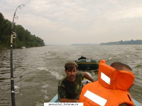 Dunarea . Calarasi, km fv 370 - Giurgiu, km fv 510 - Modigliani - PESCUIT LA DUNARE SI IN DELTA DUNARII