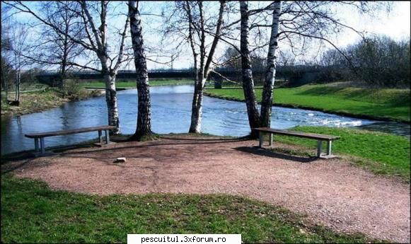 Dunarea de-a lungul Europei ! - Locul unde riurile Brigach (stinga) - PESCUIT LA DUNARE SI IN DELTA DUNARII