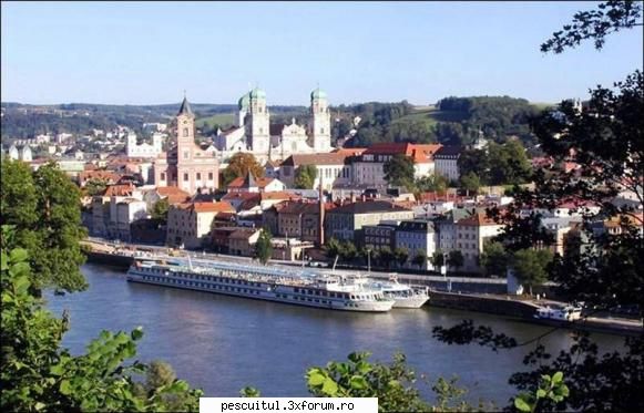 Dunarea de-a lungul Europei ! - Dunarea la Passau (Germania) - PESCUIT LA DUNARE SI IN DELTA DUNARII