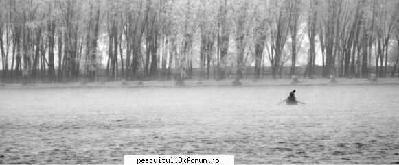 Dunarea iarna . Superba ca in tot anul ! - Modigliani - PESCUIT LA DUNARE SI IN DELTA DUNARII