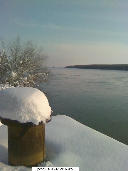 Dunarea iarna . Superba ca in tot anul ! - danistrate - PESCUIT LA DUNARE SI IN DELTA DUNARII