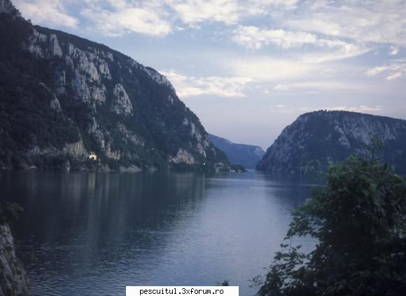 Dunarea in Romania - Iat-o la intrare ! - PESCUIT LA DUNARE SI IN DELTA DUNARII