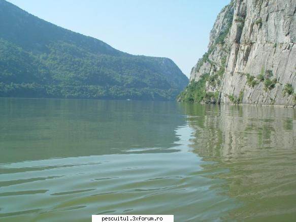 Dunarea in Romania - Modigliani - PESCUIT LA DUNARE SI IN DELTA DUNARII