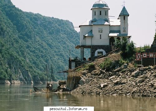 Dunarea in Romania - Modigliani - PESCUIT LA DUNARE SI IN DELTA DUNARII