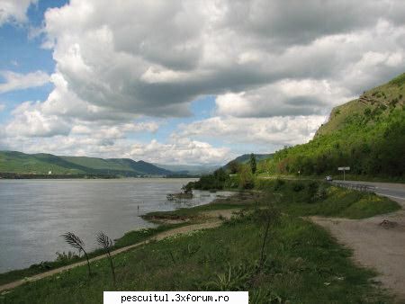 Dunarea in Romania - Modigliani - PESCUIT LA DUNARE SI IN DELTA DUNARII