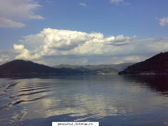 Dunarea la Cazane - cu vaporasul pe la Orsova - PESCUIT LA DUNARE SI IN DELTA DUNARII