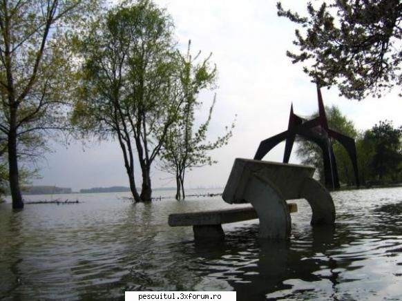 Dunarea la Galati - pentru a vedea mai bine - PESCUIT LA DUNARE SI IN DELTA DUNARII