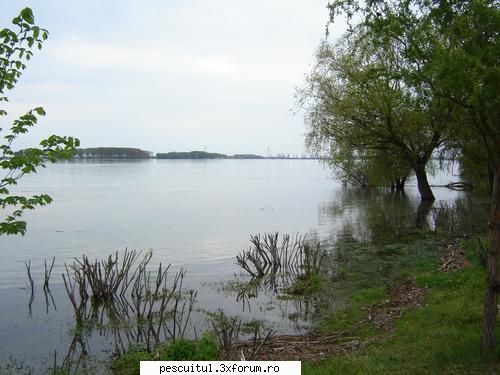 Dunarea la Galati - Rockyonutz - PESCUIT LA DUNARE SI IN DELTA DUNARII