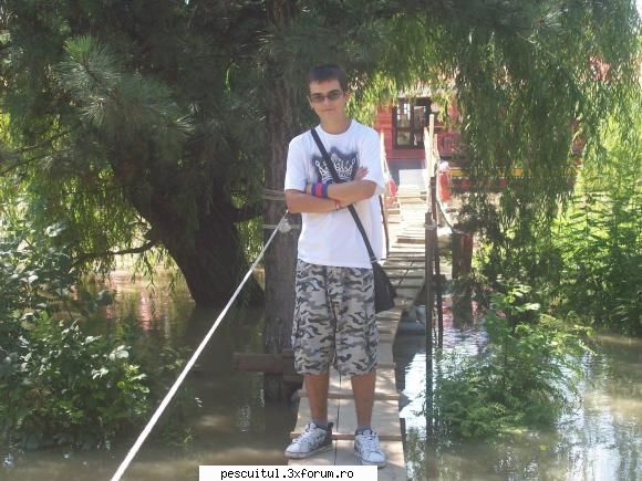 Dunarea la Galati - In spate se vede intarea - PESCUIT LA DUNARE SI IN DELTA DUNARII