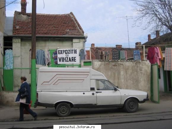 Imagini funny - Mall in aer liber - NEURONU` ZAMBARET - BANCURI , HAIOASE , FUNNY