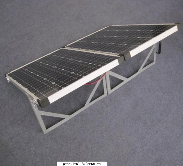 Incarcator solar pt.baterii auto de 12v - Incarcatorul solar de 30w - BAZAR PESCAR - VANZARI , CUMPARARI