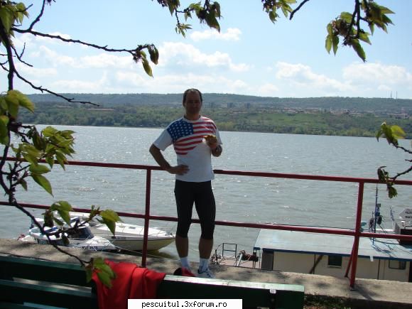 ,, La Dunare " . Pescuit , sau ... stare de spirit ? - Taty si eu sunt - PESCUIT LA DUNARE SI IN DELTA DUNARII