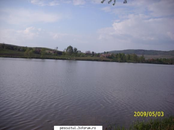 Lacul Brateni - forraialina - LOCURI DE PESCUIT - BALTI