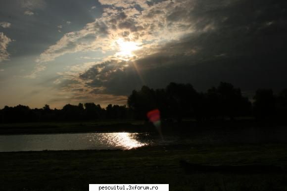 Lumina vine de la rasarit ! - pe acolo pe undeva:))))) - POZELE MELE - PESCUIT