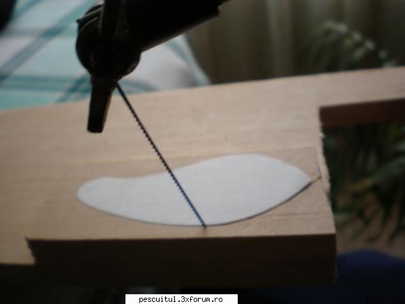 Naluci - Constructia unui vobler (cu poze) - Pasul 2 Se aplica sablonul si se - ATELIER - HOME MADE , BRICO