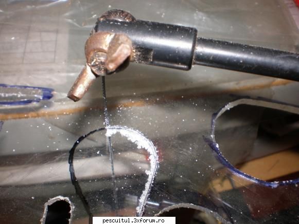 Naluci - Constructia unui vobler (cu poze) - Pasul 9 Taiem barbeta...Adica - ATELIER - HOME MADE , BRICO