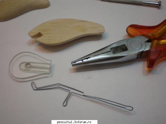 Naluci - Constructia unui vobler (cu poze) - Pasul 14 Din sarma de otel sau - ATELIER - HOME MADE , BRICO