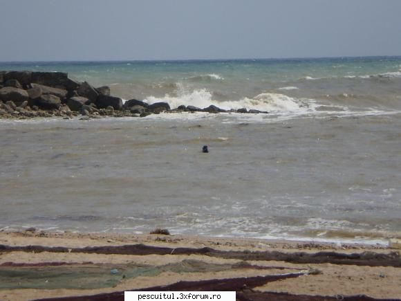 Peisaje intalnite de pescari . ( non pescuit ) - Un diliu in mare...iarna - POZELE MELE - PESCUIT