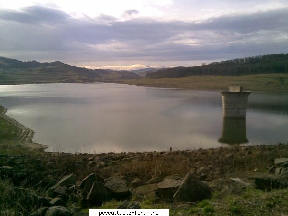 Peisaje intalnite de pescari . ( non pescuit ) - alta poza cu barajul - POZELE MELE - PESCUIT