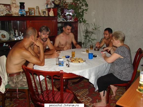 Pescar Hoinar - Dabuleni , August - IN PRIMUL RAND VREAU SA MULTUMESC CELOR CE NU AU - CALATORII SI INTALNIRI