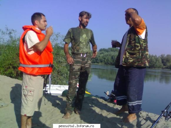 Pescar Hoinar - Dabuleni , August - aici vorbeam ne dadeam cu parerea , din ce - CALATORII SI INTALNIRI