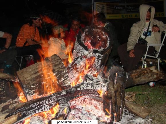 Pescari Hoinari .... la EcoAra 2010 - SI mai sunt freo 200 poze de - PESCUIT LA DUNARE SI IN DELTA DUNARII