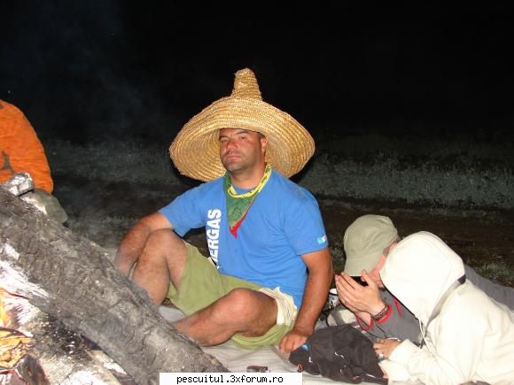 Pescari Hoinari .... la EcoAra 2010 - SI daca la sfarsitul lumii e sa - PESCUIT LA DUNARE SI IN DELTA DUNARII