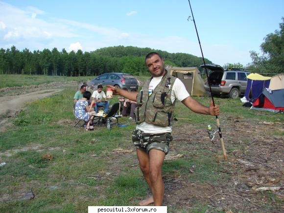 Pescari Hoinari .... la EcoAra 2010 - TATY STII CA TE IUBIM CU TOTII - PESCUIT LA DUNARE SI IN DELTA DUNARII