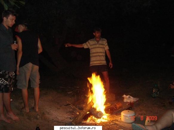 Pescuit cu surprize pe Arges ! - In asteptarea momentului - PESCUITUL PE RAURI (altele decat Dunarea)