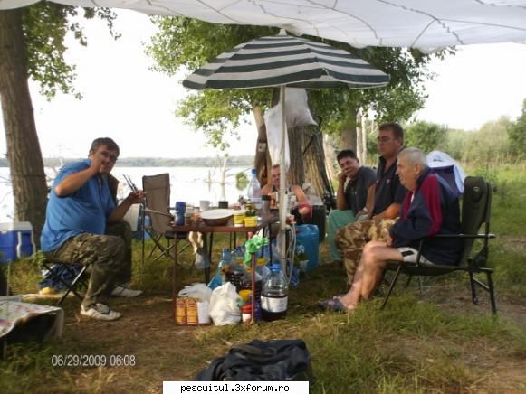 Pescuit in Delta Dunarii - trupa fara pozar si crapar - PESCUIT LA DUNARE SI IN DELTA DUNARII