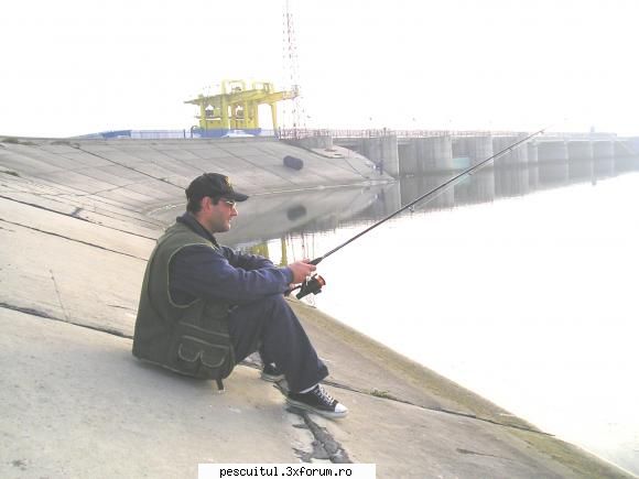 Pescuit pe raul Olt - EU am avut capturi frumoase la salau ,tot - PESCUITUL PE RAURI (altele decat Dunarea)