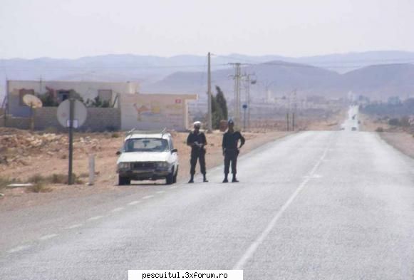 Poze Tunisia ! - Dacia 1310 in Tunisia ! Prima data am ramas mirat - POZELE MELE - PESCUIT