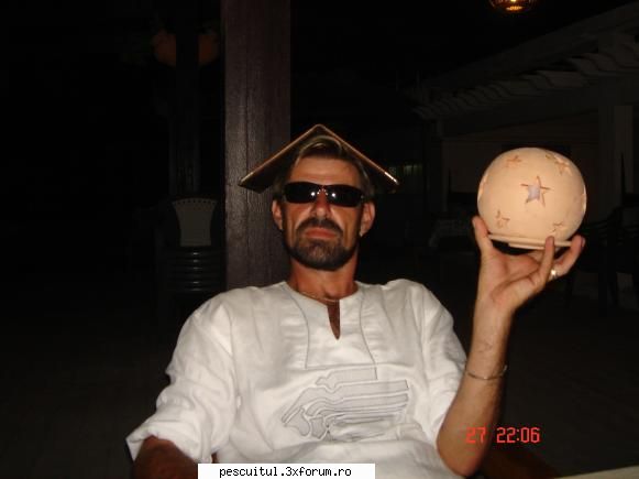 Poze Tunisia ! - 3/4 beat , interpretand din ,, Hamlet " ! Inca o - POZELE MELE - PESCUIT