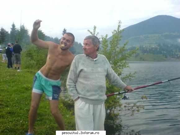 Poze ,, funny,, de la pescuit... - vecinul meu care a - NEURONU` ZAMBARET - BANCURI , HAIOASE , FUNNY