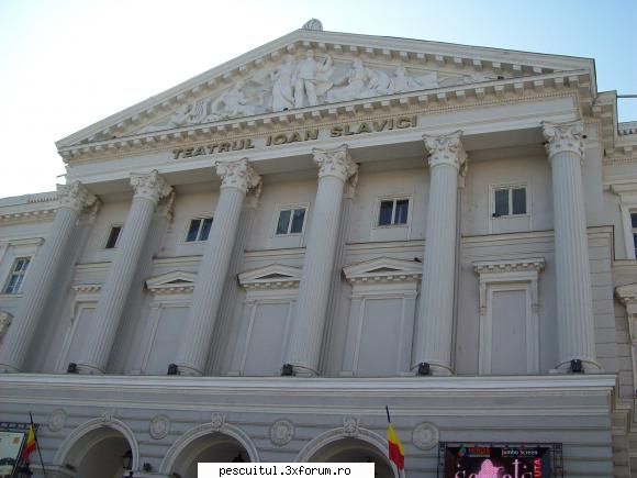 Romania-Arad - Teatrul Ioan Slavici - CALATORII SI INTALNIRI