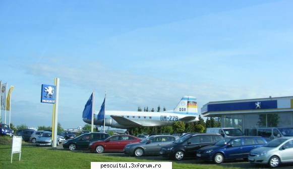 Romania - Germania - Reprezentanta Peugeot la intrare in M�nchen - CALATORII SI INTALNIRI