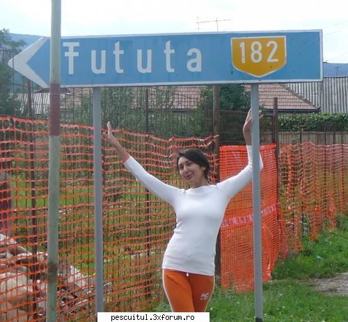 Romaniaa ! Romaniaa ! Olee ! Oleee ! Oleeee ! - Drignei - NEURONU` ZAMBARET - BANCURI , HAIOASE , FUNNY