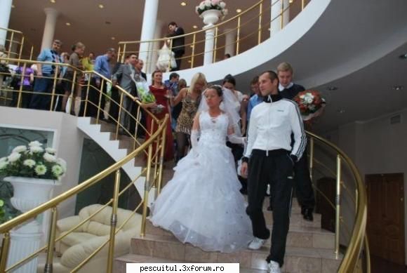 Romaniaa ! Romaniaa ! Olee ! Oleee ! Oleeee ! - azazel - NEURONU` ZAMBARET - BANCURI , HAIOASE , FUNNY