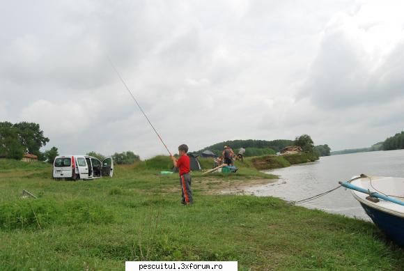 ,, Spectacolul " ECO ARA 2010 - In fotografii - Modigliani - POZELE MELE - PESCUIT