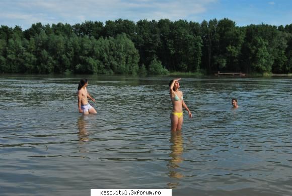 ,, Spectacolul " ECO ARA 2010 - In fotografii - Modigliani - POZELE MELE - PESCUIT