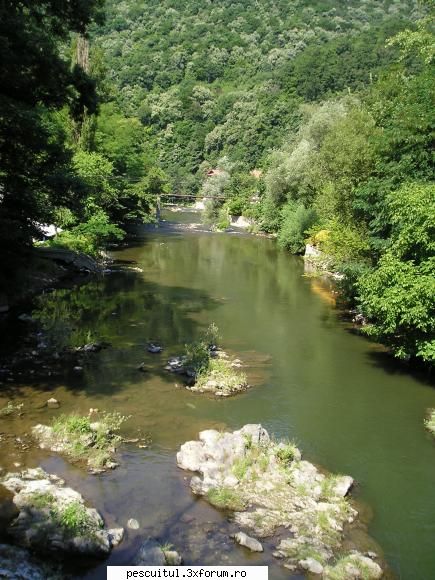 VALY , si nu numai , in PEISAJE - s-a terminat smecheria - POZELE MELE - PESCUIT
