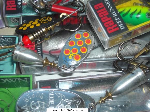Voblere Rapala de vanzare si altele - scales - BAZAR PESCAR - VANZARI , CUMPARARI