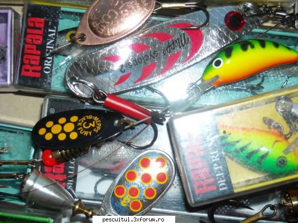 Voblere Rapala de vanzare si altele - scales - BAZAR PESCAR - VANZARI , CUMPARARI