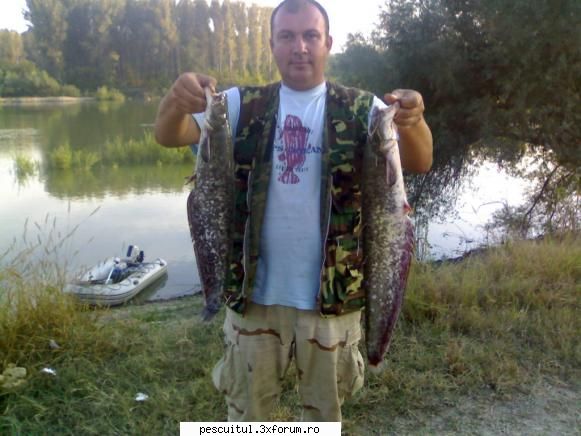 capturile mele la DABULENI - nea IONICA sunt pe el , cu boaba nadesc la - POZELE MELE - PESCUIT