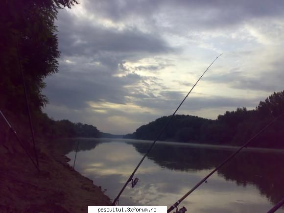 from danube with love.. - septembrie 2009 - POZELE MELE - PESCUIT