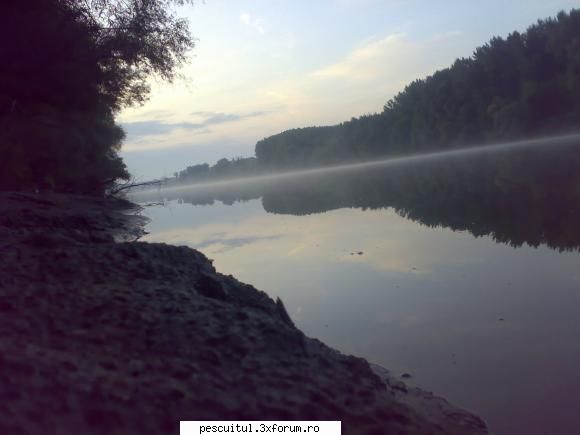 septembrie.. - Pe zi..nimic! Pe seara vreo doi somotei care pe - PESCUIT LA DUNARE SI IN DELTA DUNARII